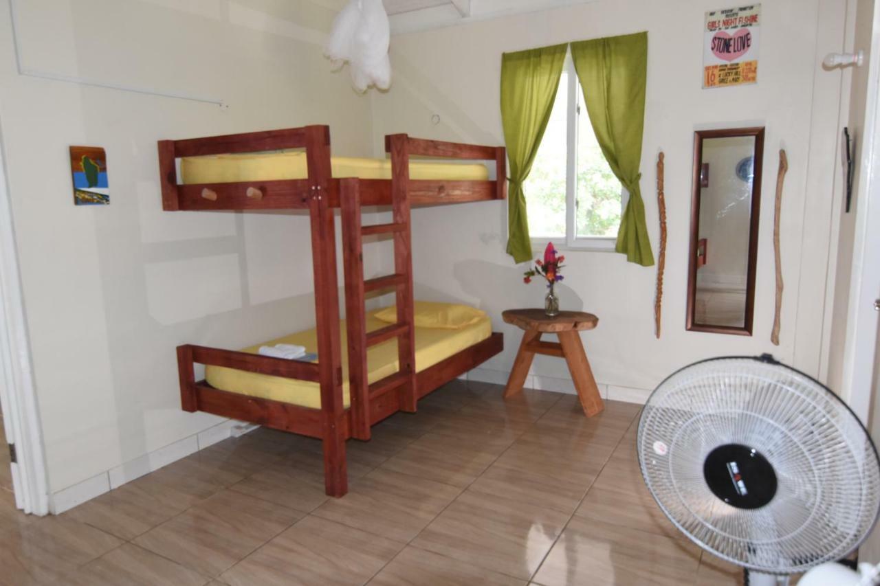 Soufriere Guesthouse Экстерьер фото